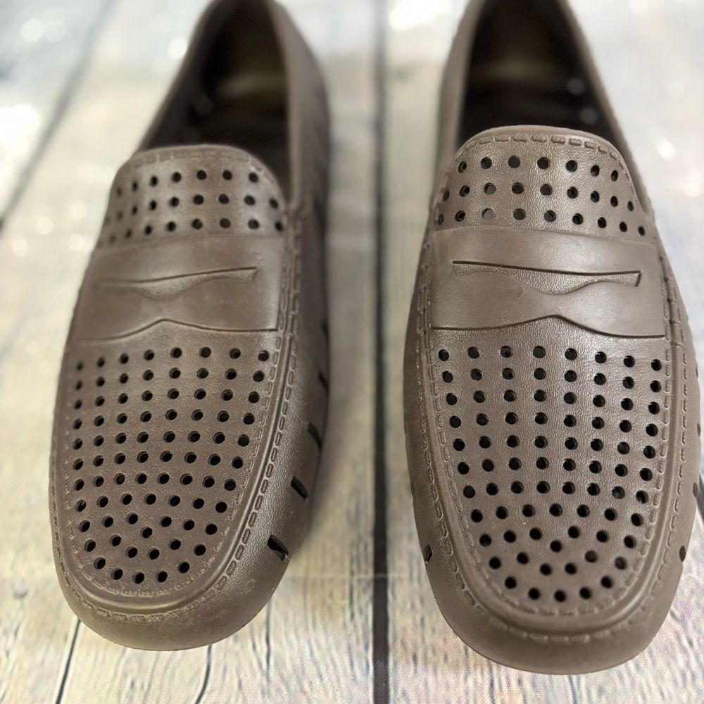 Floafers Brown Perforated Country Club Loafer Water Shoes Comfort Slip‎ On 8